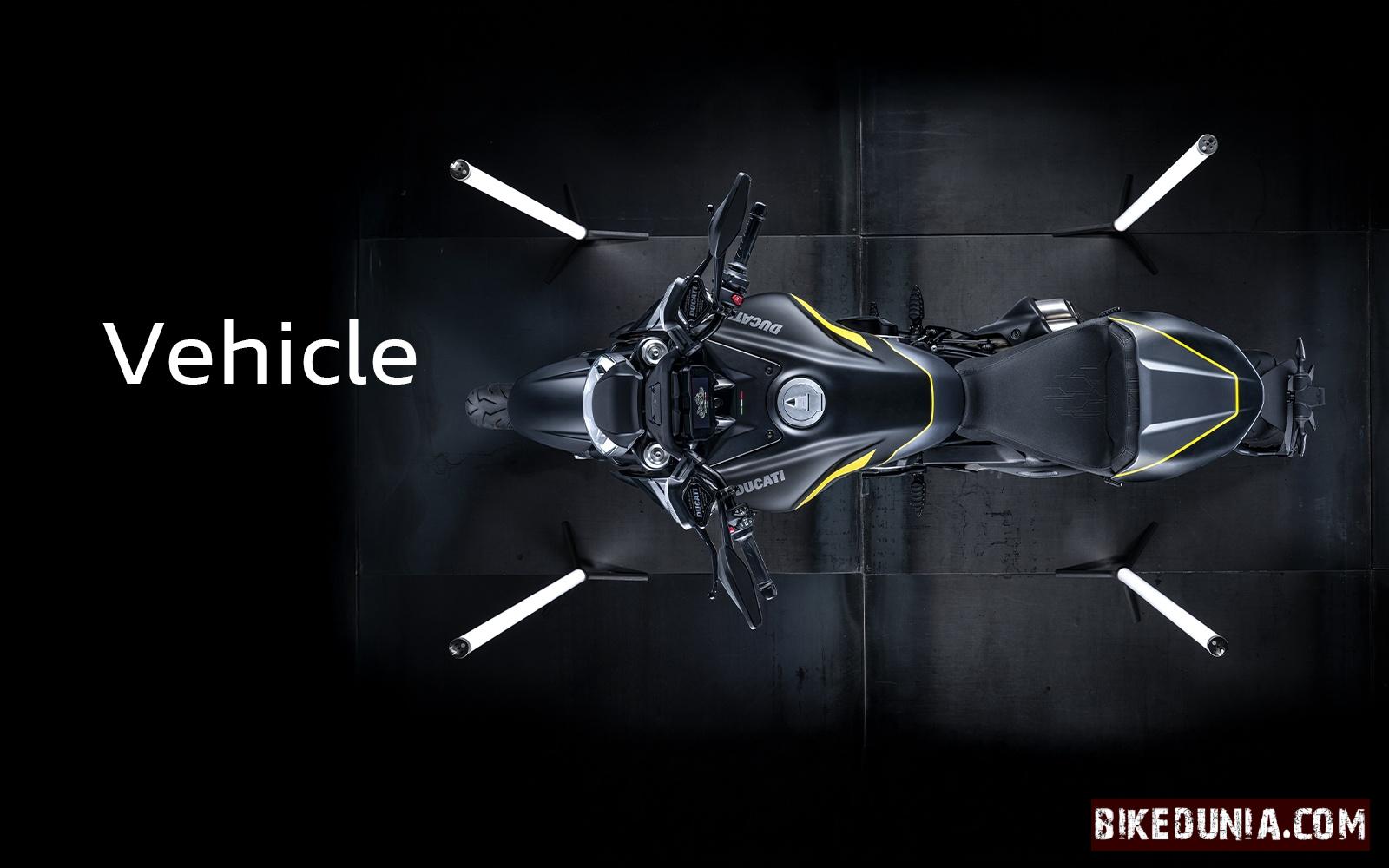 Ducati Diavel V4 Black Roadster Livery