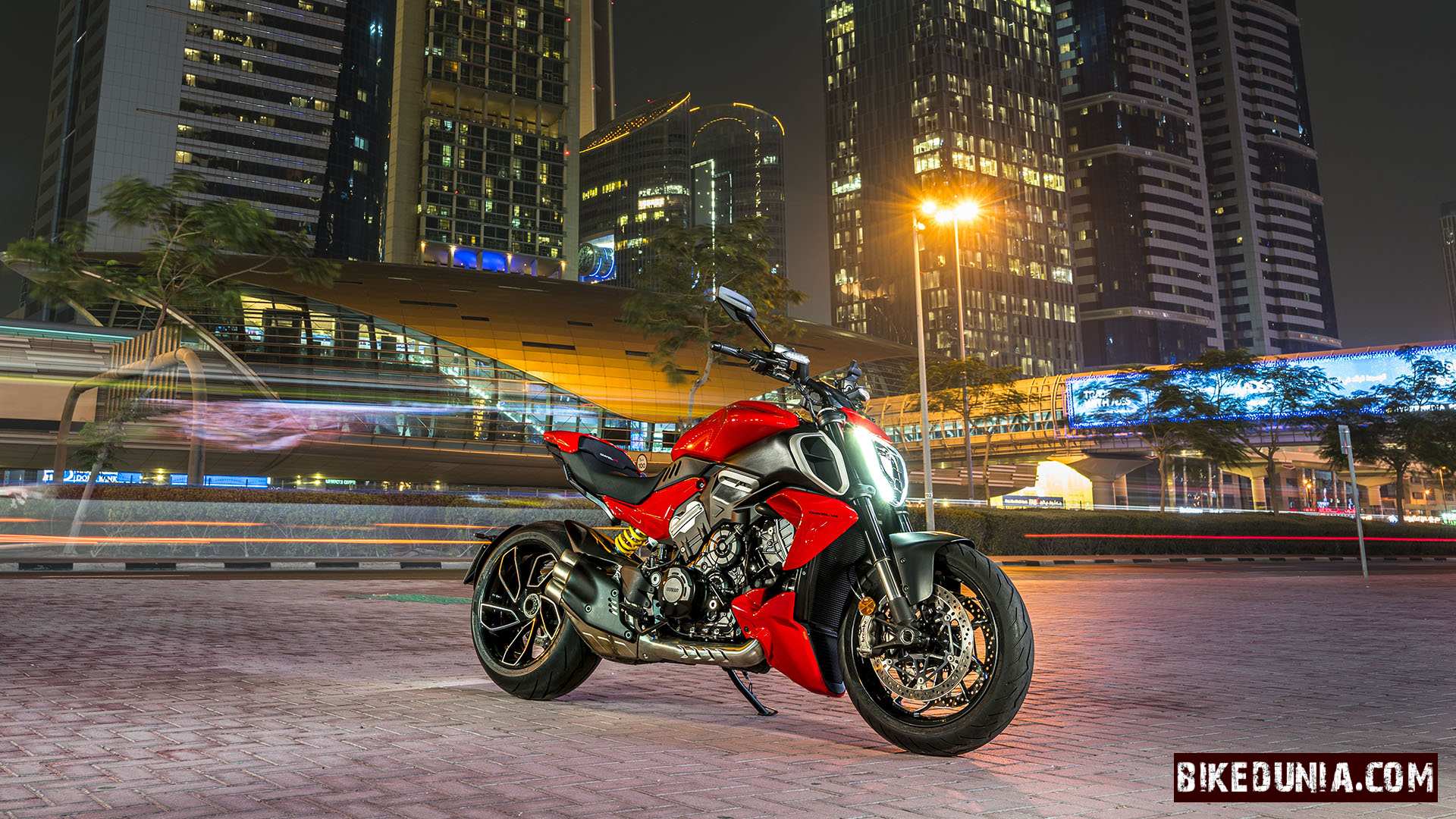 Ducati Diavel V4