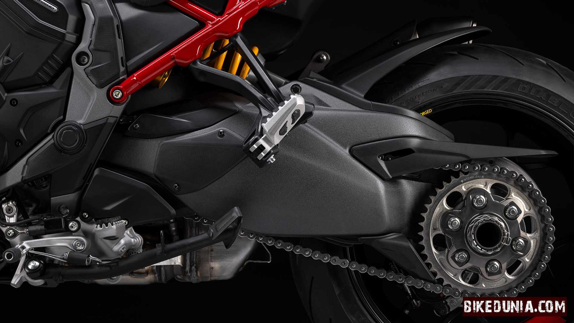 Ducati Multistrada V4 Pikes Peak 2025