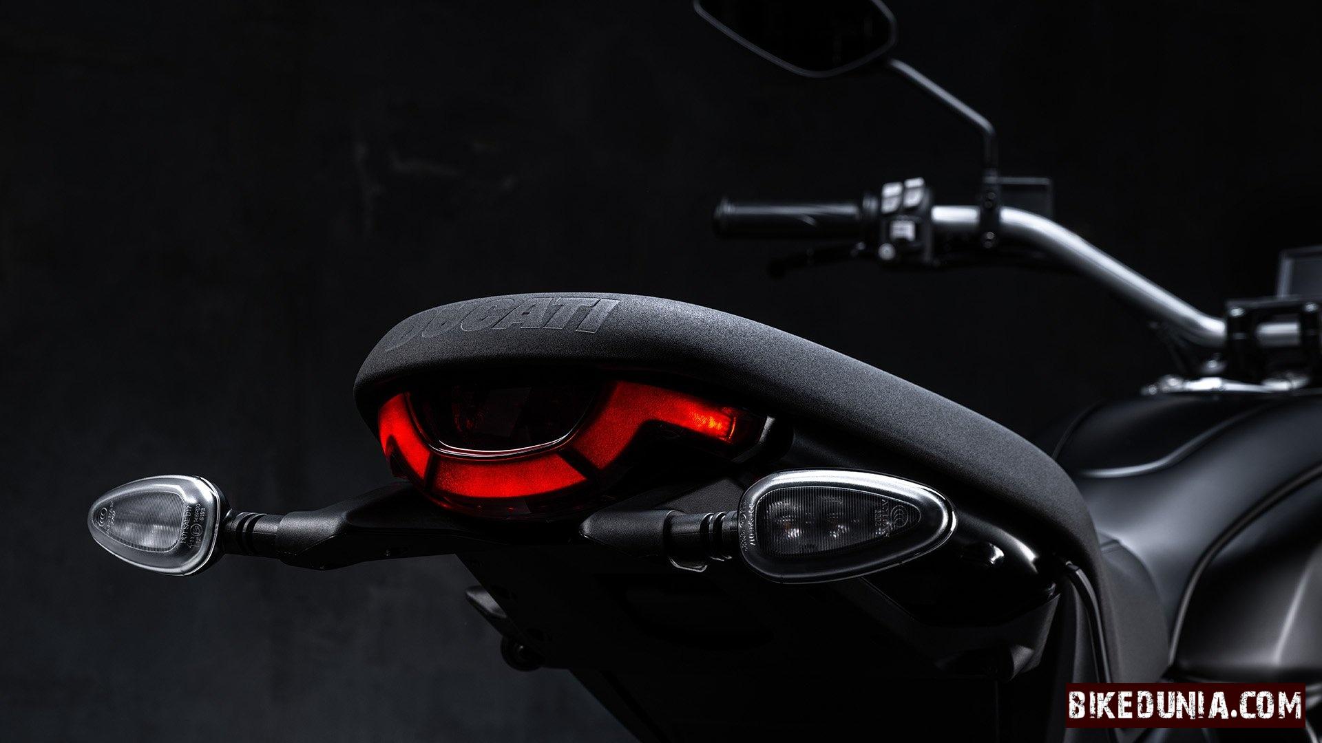 Ducati Scrambler Icon Dark 2025