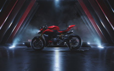 Ducati Streetfighter V2 S 2025