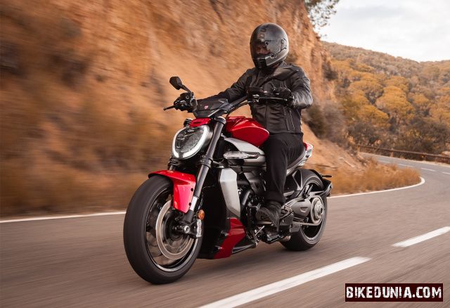 Ducati XDiavel V4