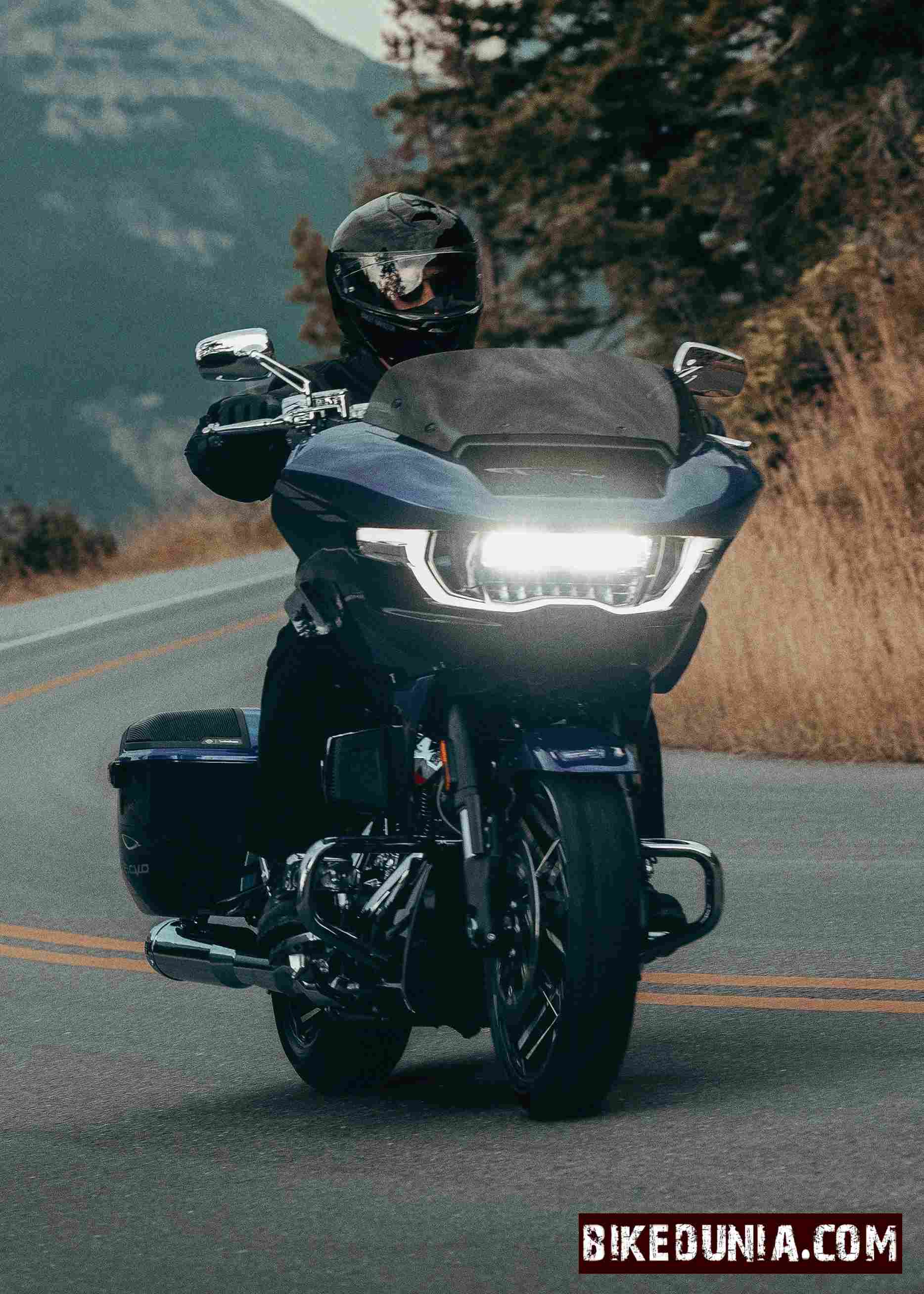 Harley Davidson CVO Road Glide 2025