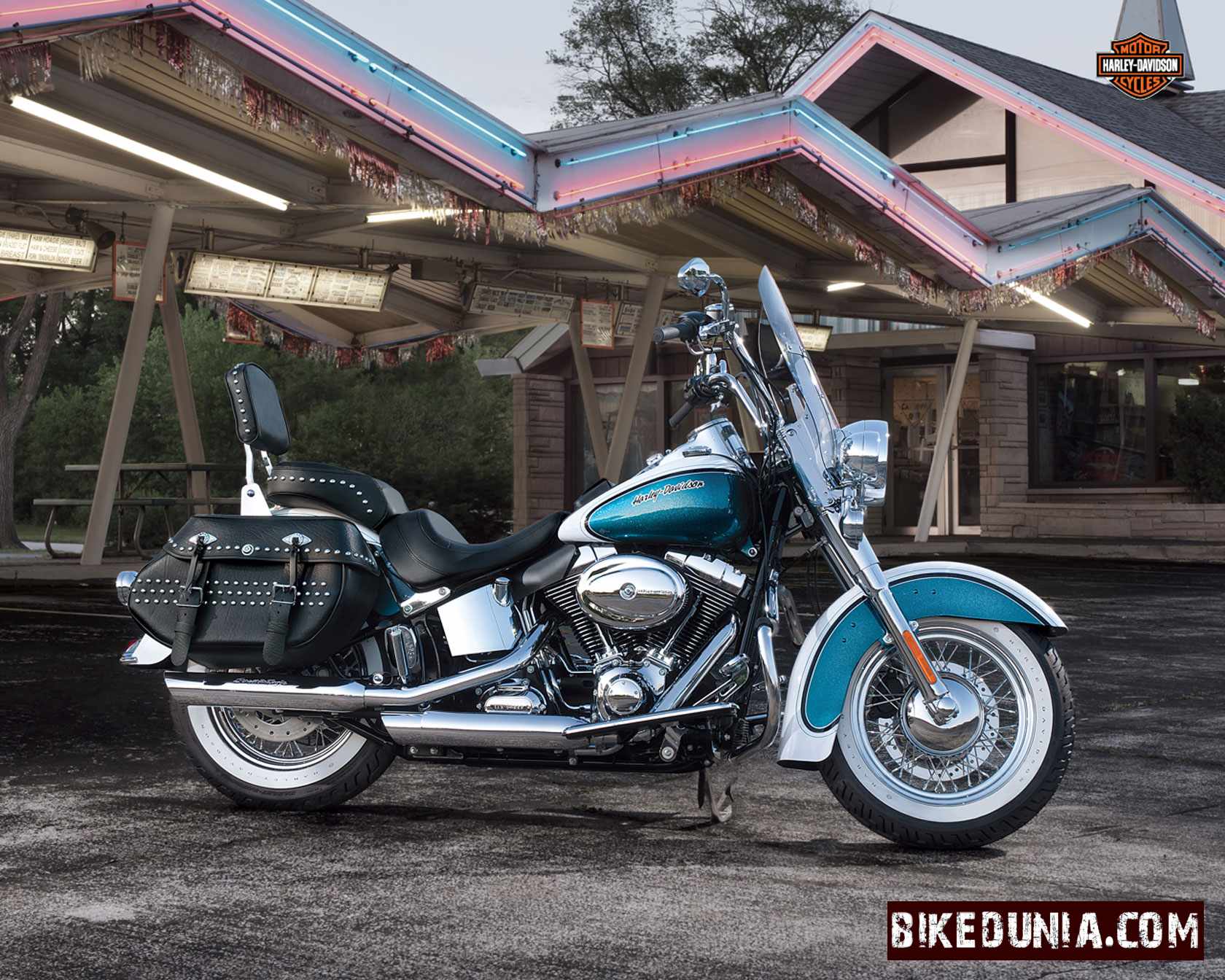 Harley Davidson FLSTC Heritage Softail Classic