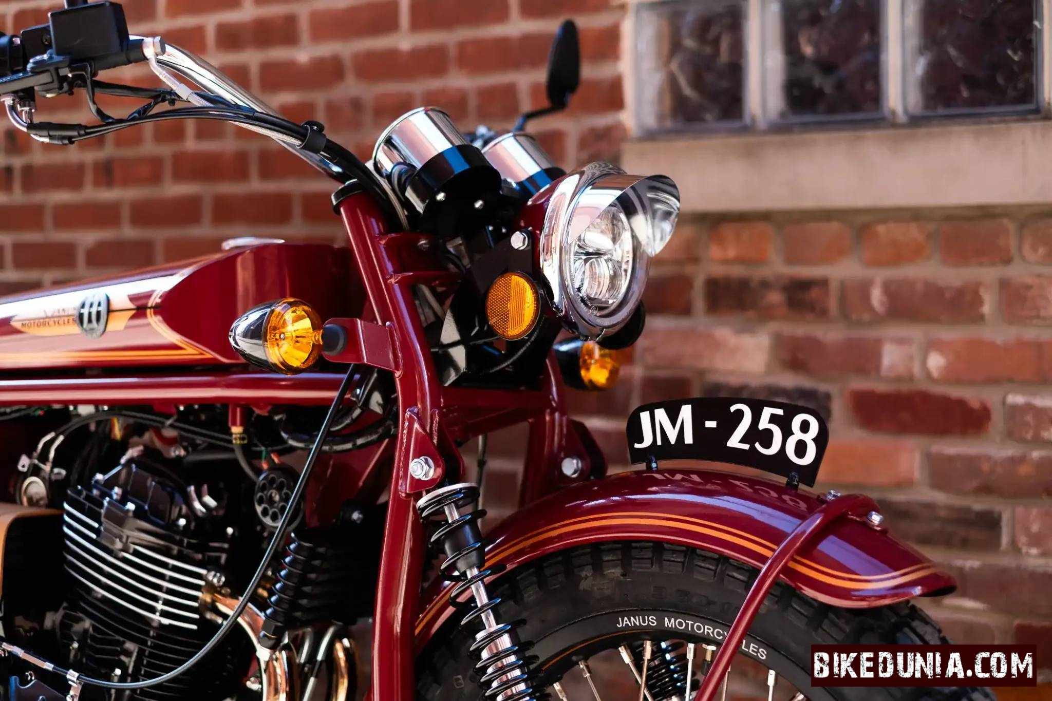 Janus Halcyon 450