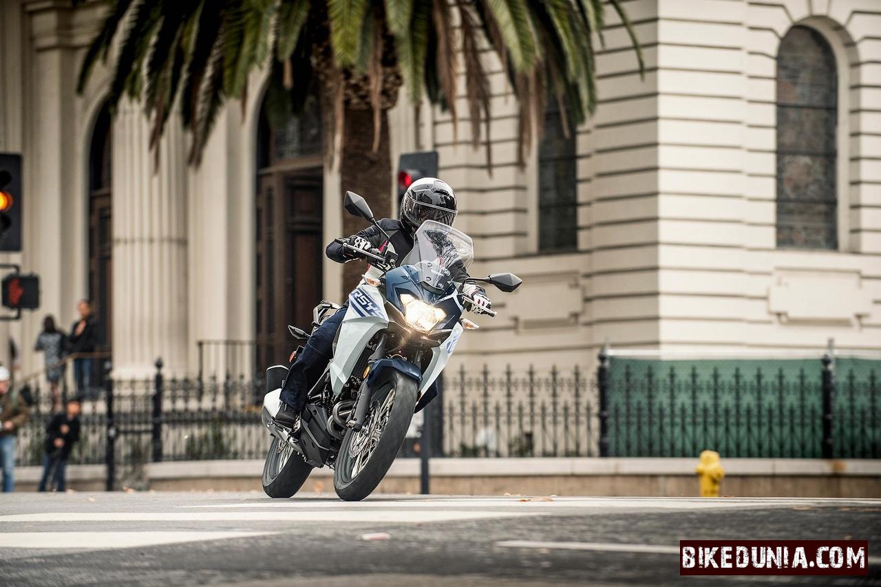 Kawasaki Versys-X 300 2025