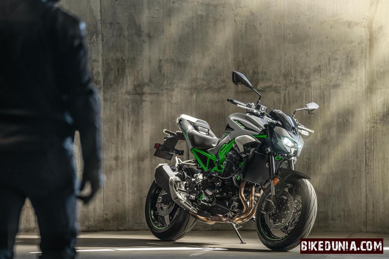 Kawasaki Z900 2025