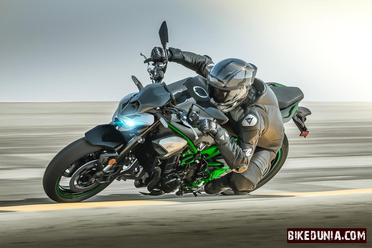 Kawasaki Z900 2025