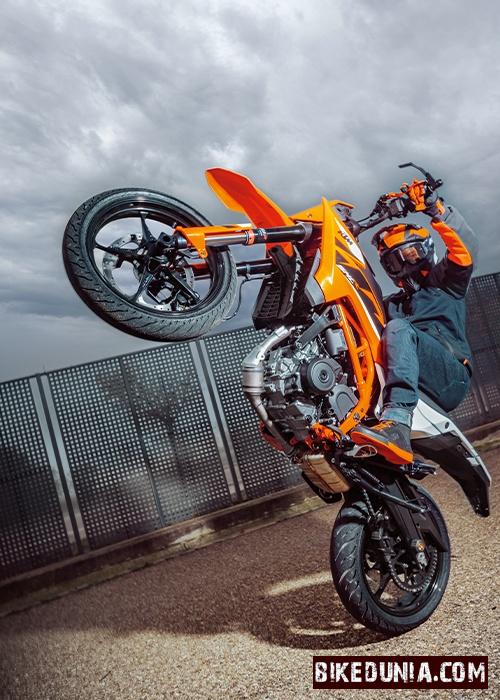 KTM 125 SMC R 2026