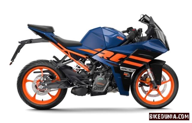 KTM RC 200 2025