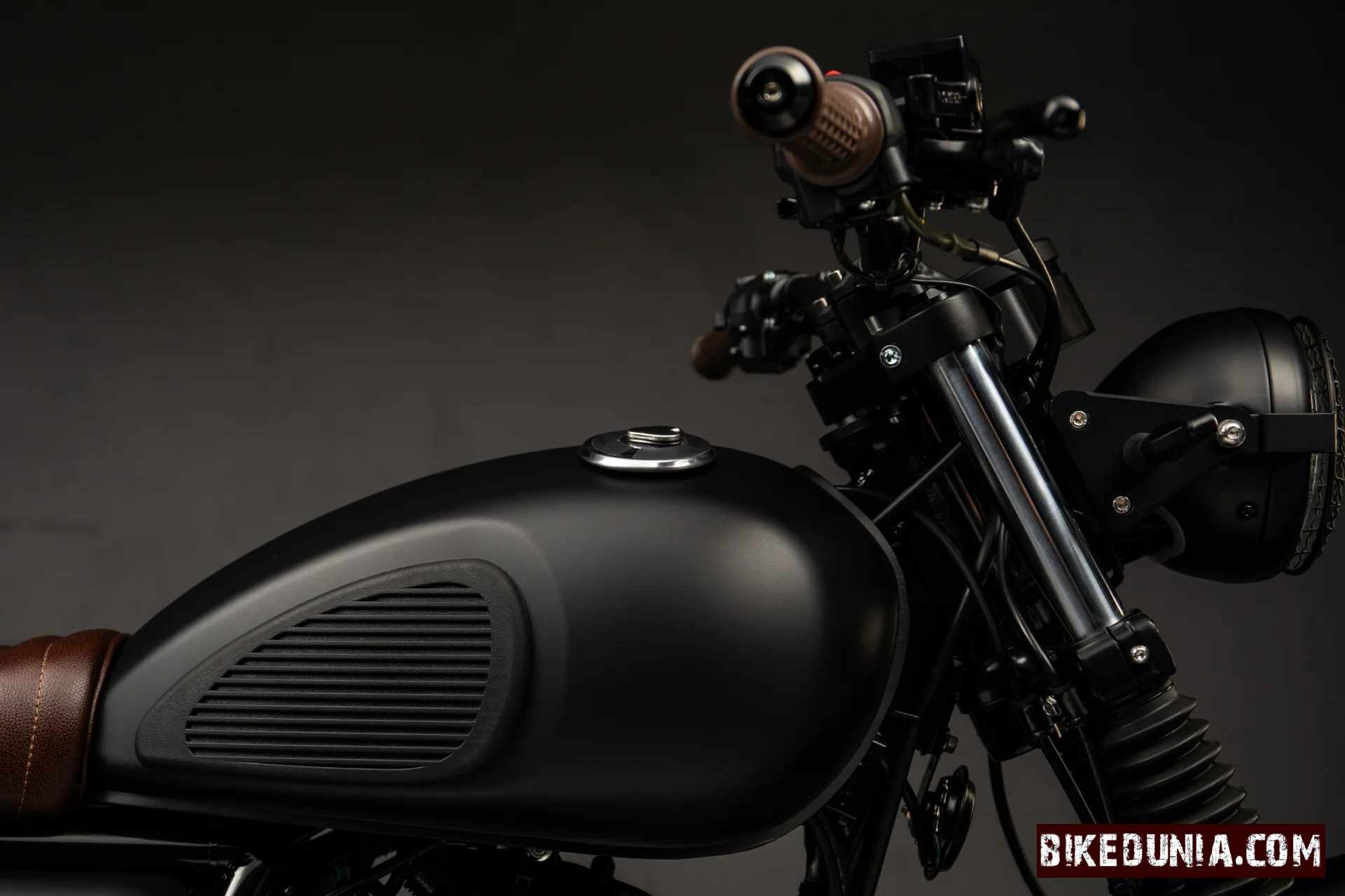 Mutt Mongrel 125