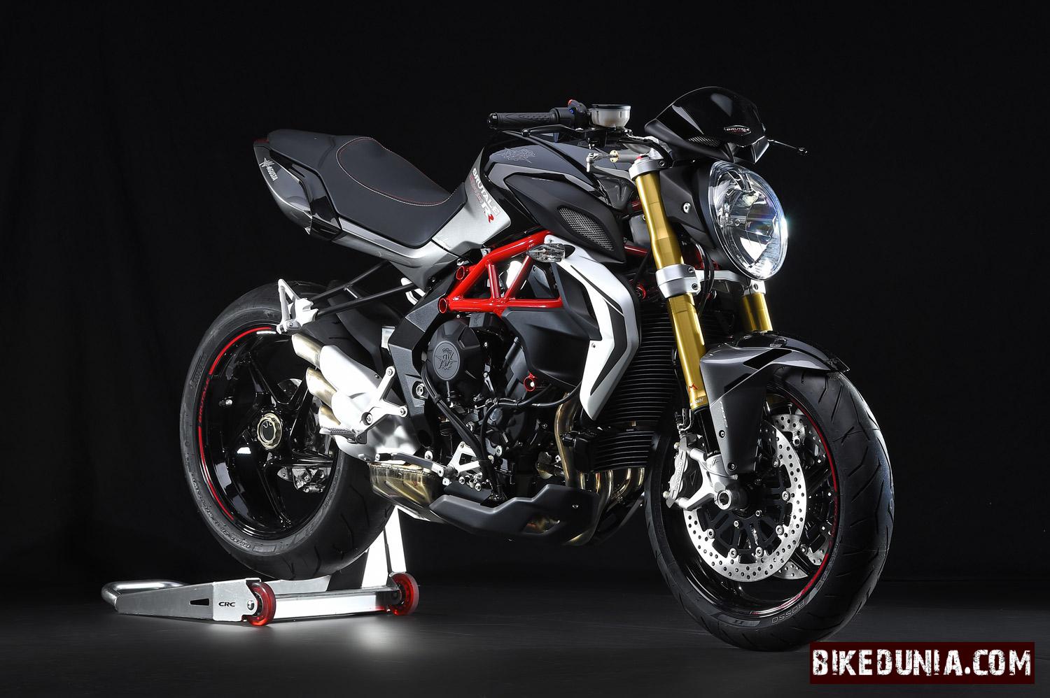 MV Agusta Brutale 800 RR Right-front profile view