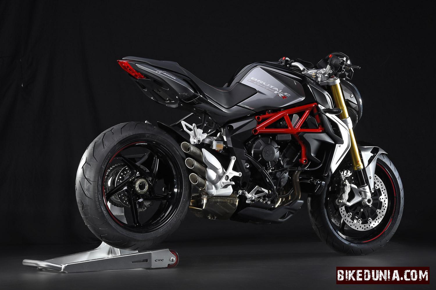 MV Agusta Brutale 800 RR Right-rear profile view