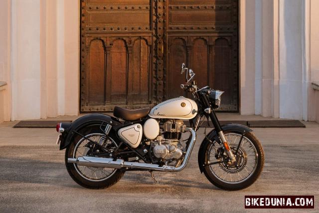 Royal Enfield Classic 350 Signature White 2026