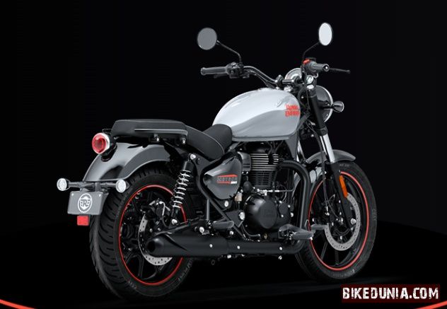 Royal Enfield Meteor 350 Fireball 2025