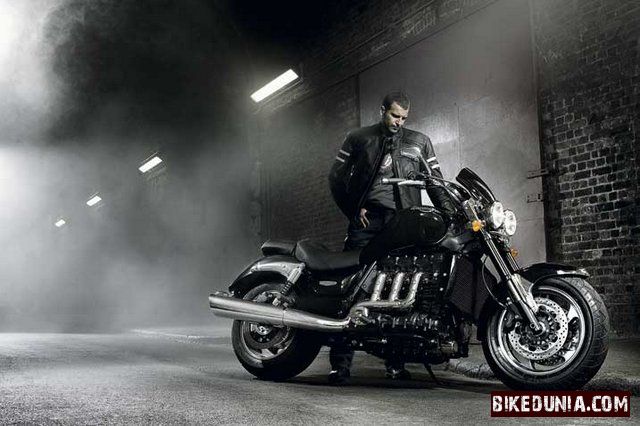 Triumph Rocket III Roadster