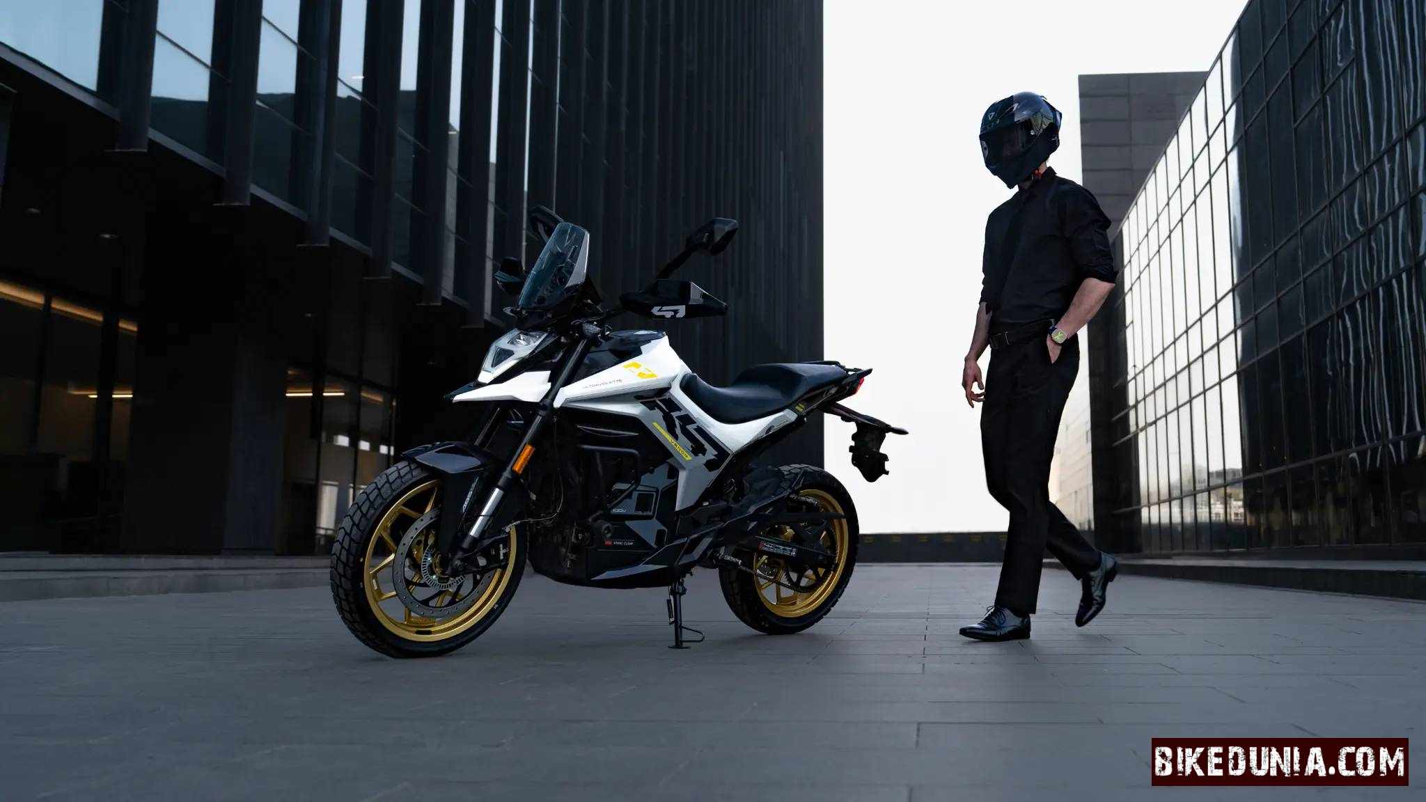 Ultraviolette X47 Venom Recon