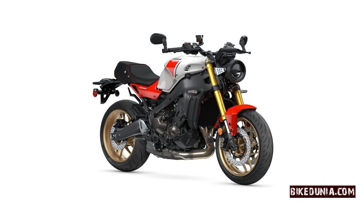 Yamaha XSR900 2025
