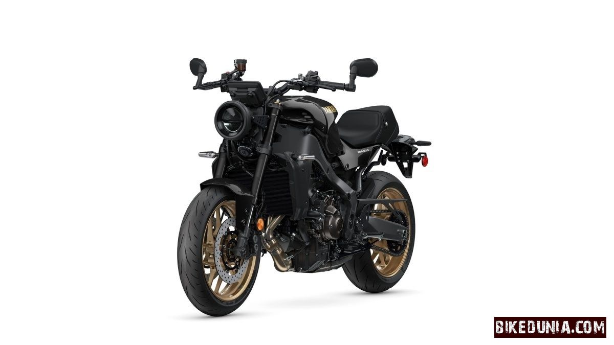 Yamaha XSR900 2025