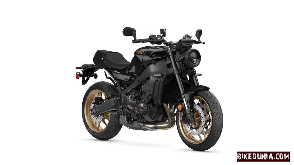 Yamaha XSR900 2025