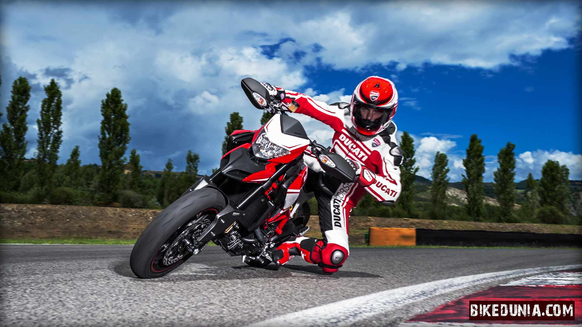 2015 Ducati Hypermotard SP