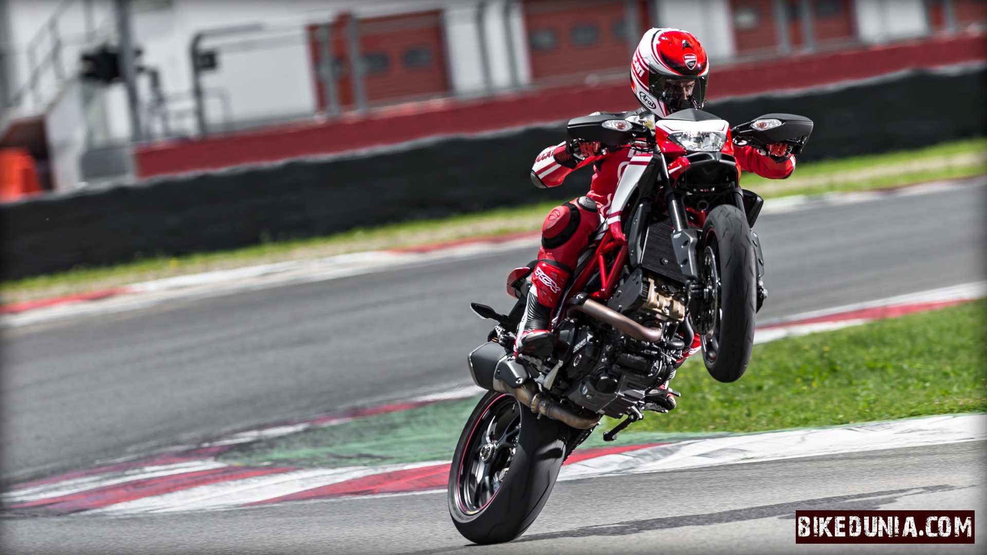 2015 Ducati Hypermotard SP